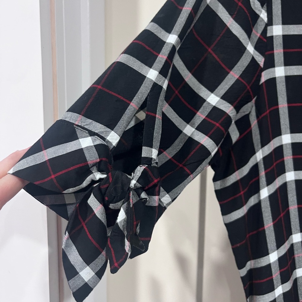 Calvin Klein Black & White Plaid Maxi Shirt Dress with Tie Waist - Picture 2 of 6